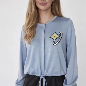 חולצת תכלת וואש קשירה